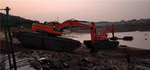 民強水陸兩用挖掘機出租 洪湖市大沙優質推薦商家，助力高效施工